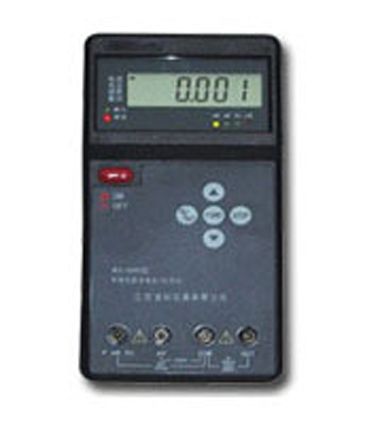 手持信號(hào)發(fā)生檢驗(yàn)儀 